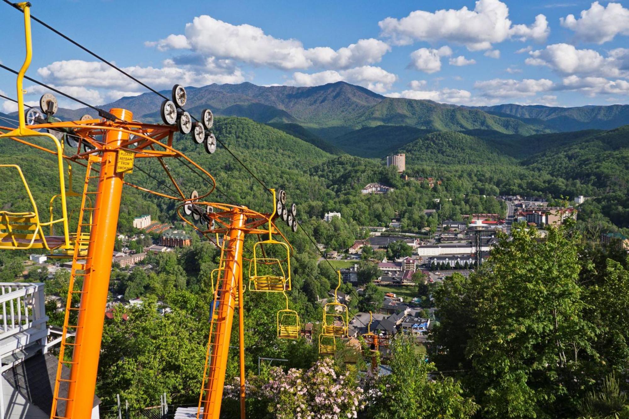 Hidden Hollow Pigeon Forge Εξωτερικό φωτογραφία